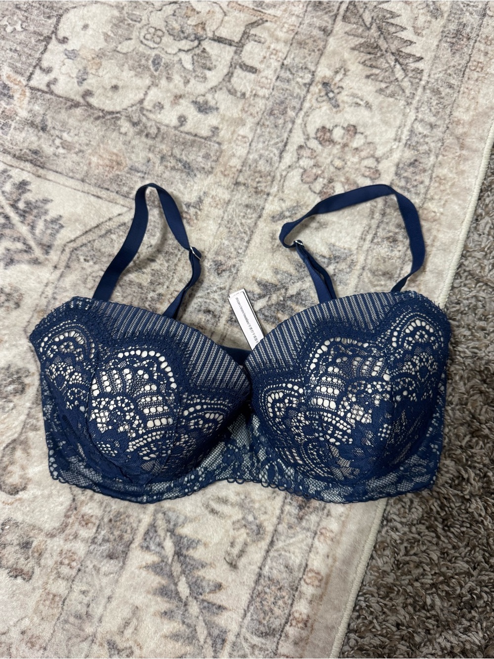 Victoria’s Secret Lace Blue plunge bra size 32DDD